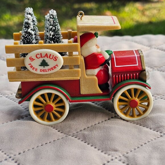 Hallmark 1984 Santa Claus Free Delivery Christmas Ornament Truck With Trees Vint - Picture 1 of 13